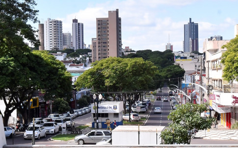 Crea-PR e entidades de classe apresentam estudos de desenvolvimento municipal para candidatos à Prefeitura de Umuarama