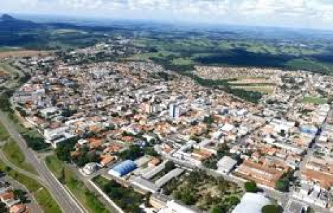 Regional Londrina - Prefeituráveis de Ibaiti recebem Agenda Parlamentar do Crea-PR